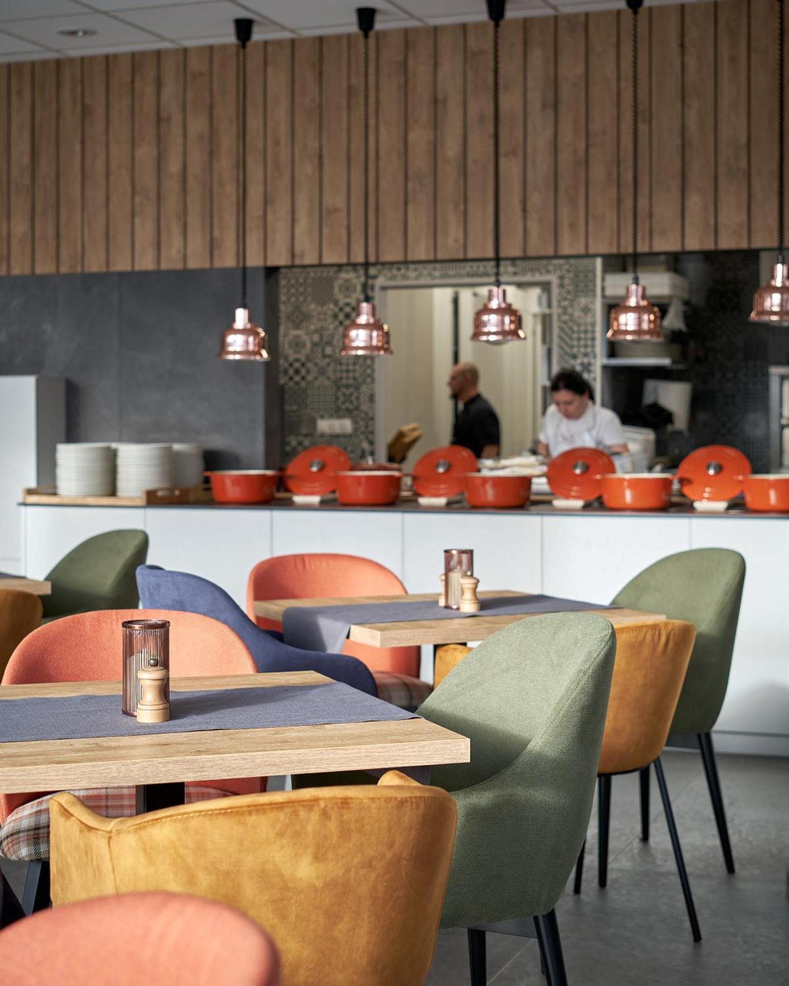 Zloty Horyzont Hotel & Resort ชกลาร์สกา ปอเรมบา ภายนอก รูปภาพ