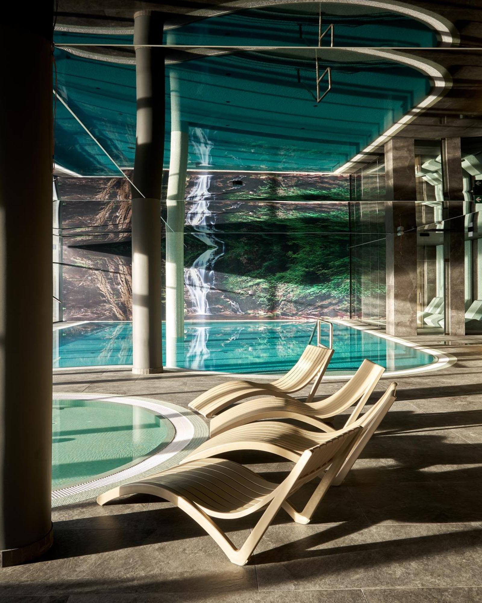 Zloty Horyzont Hotel & Resort ชกลาร์สกา ปอเรมบา ภายนอก รูปภาพ